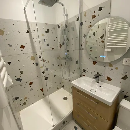 Appartement Calme Au Centre